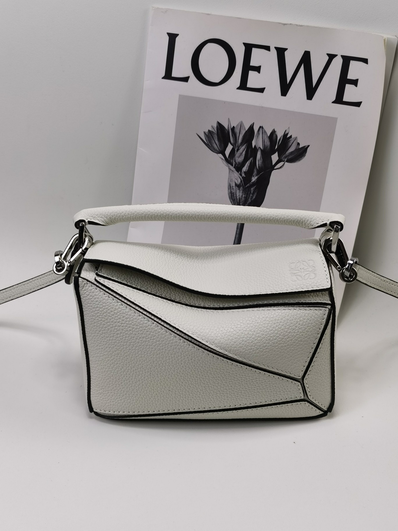 로에베 Loewe 3000 mini puzzle Bag 18cm
