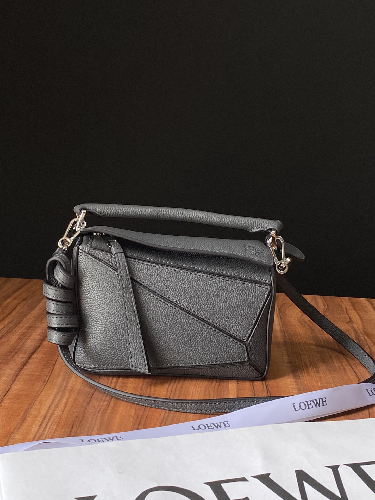 로에베 Loewe 3000 mini puzzle Bag 18cm