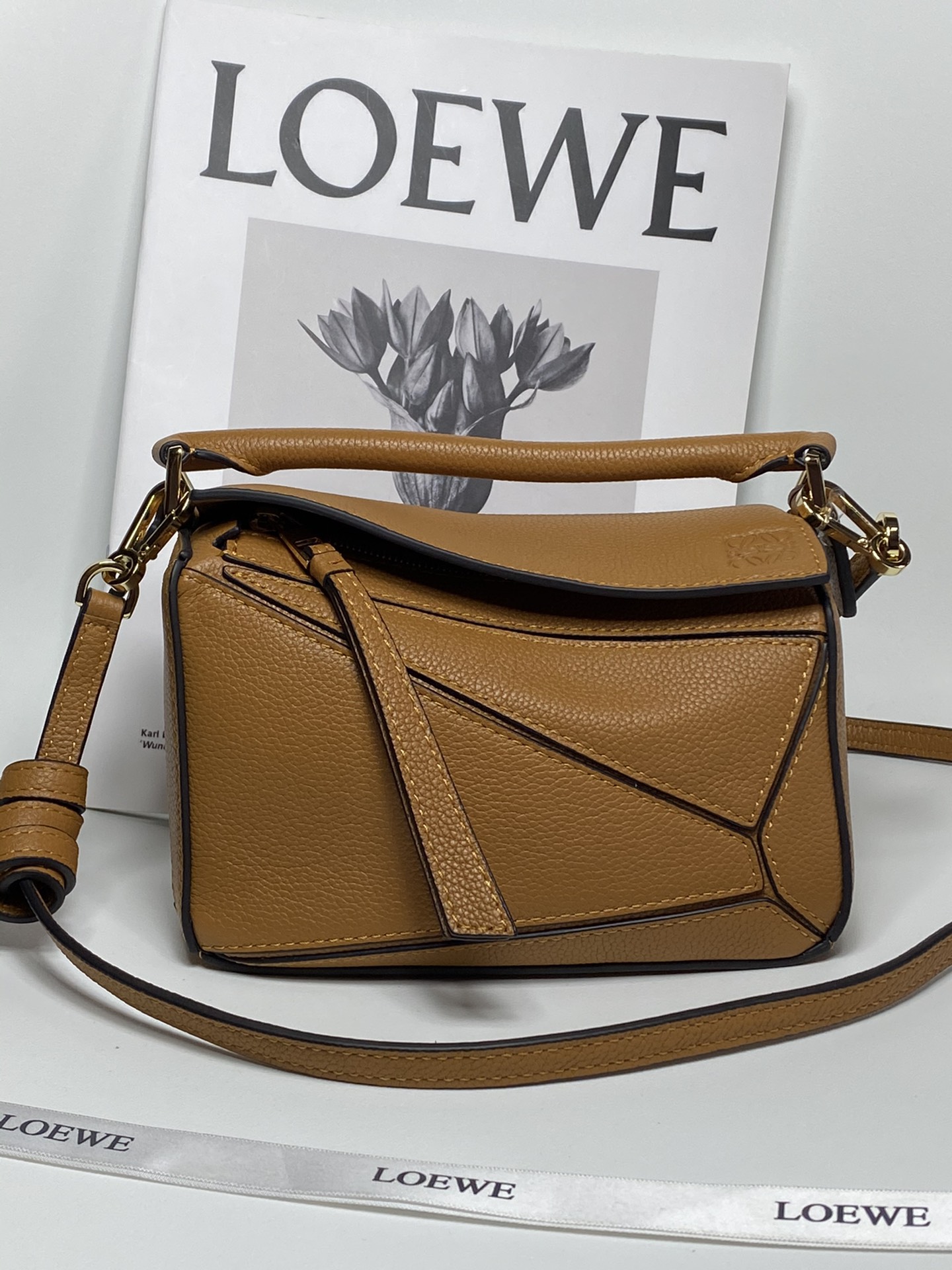 로에베 Loewe 3000 mini puzzle Bag 18cm