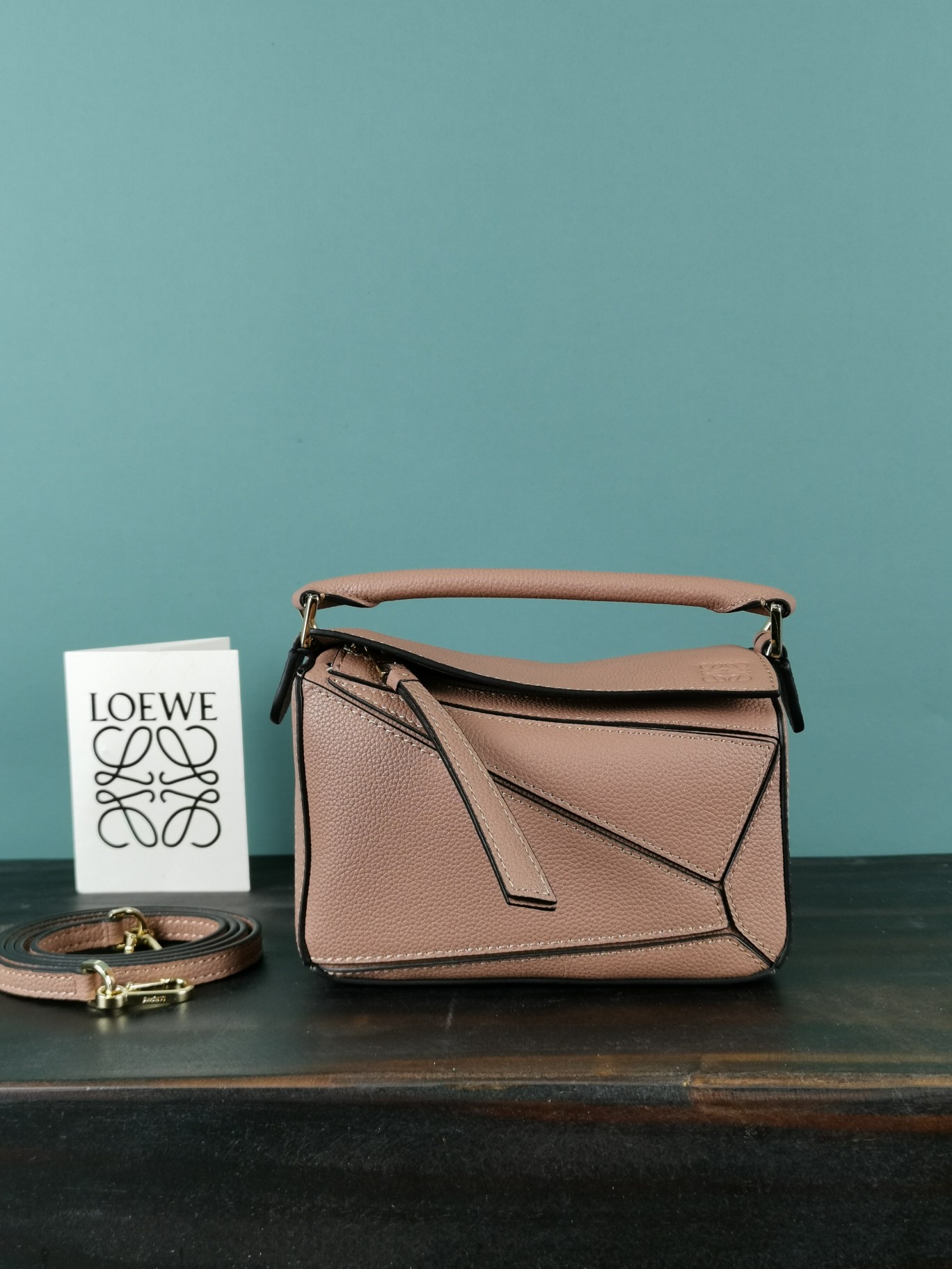 로에베 Loewe 3000 mini puzzle Bag 18cm
