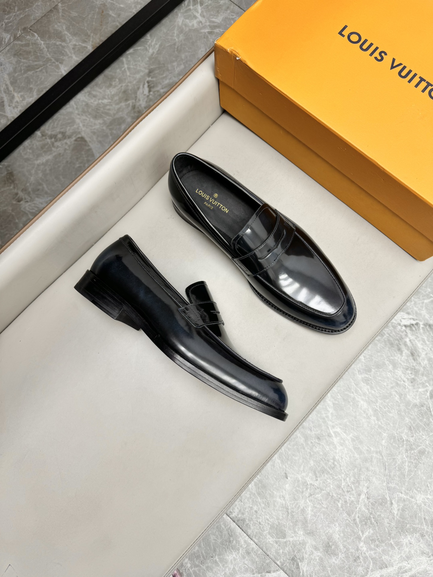 루이비통 Louis Vuitton 구두
