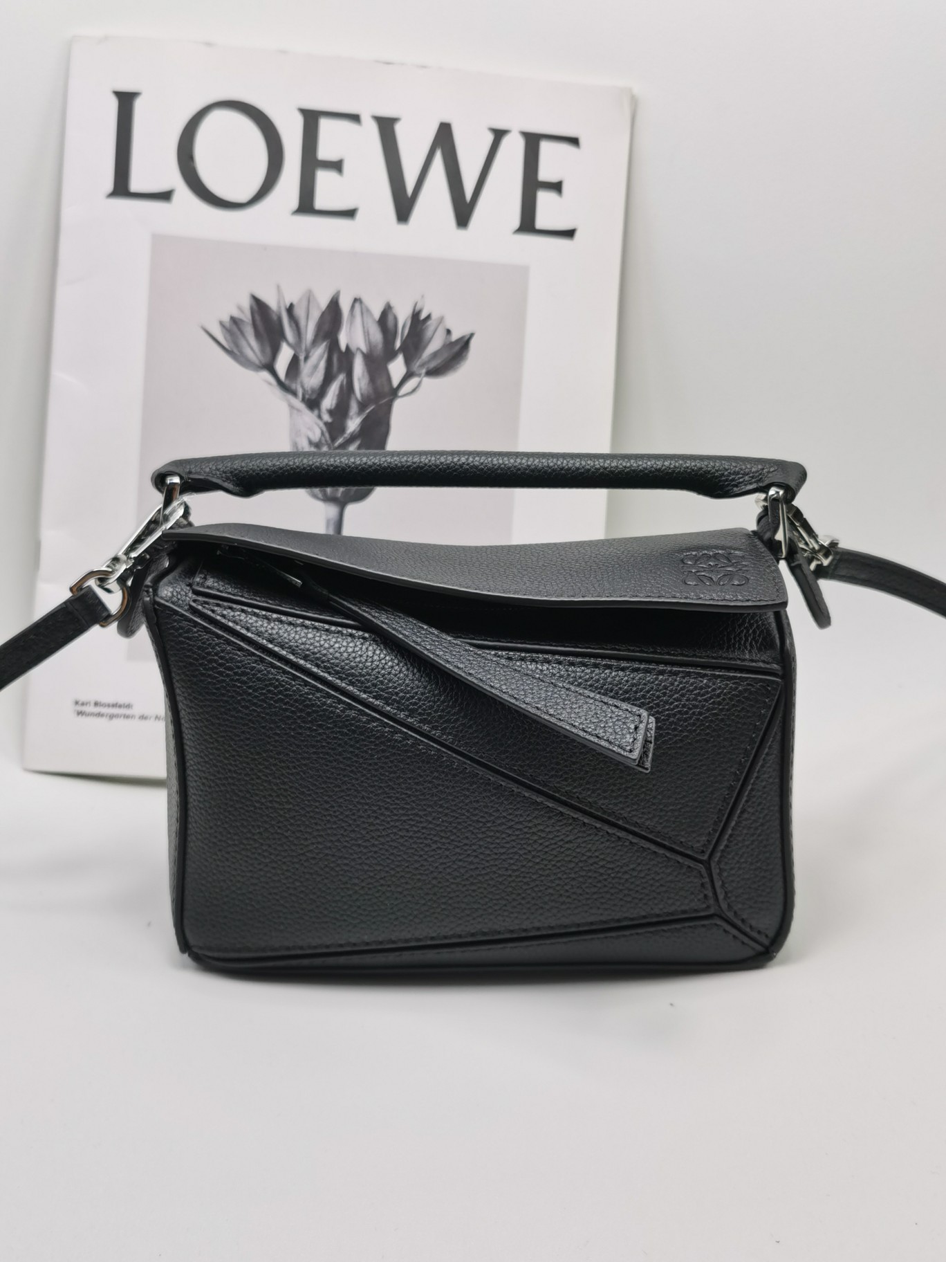 로에베 Loewe 3000 mini puzzle Bag 18cm