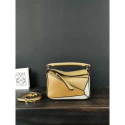 로에베 Loewe 3000 mini puzzle Bag 18cm