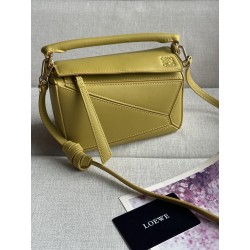 로에베 Loewe 3000 mini puzzle Bag 18cm