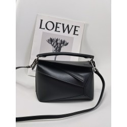 로에베 Loewe 3000A mini puzzle Bag 18cm