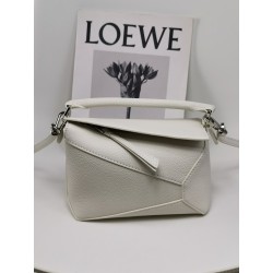 로에베 Loewe 3000B mini puzzle Bag 18cm