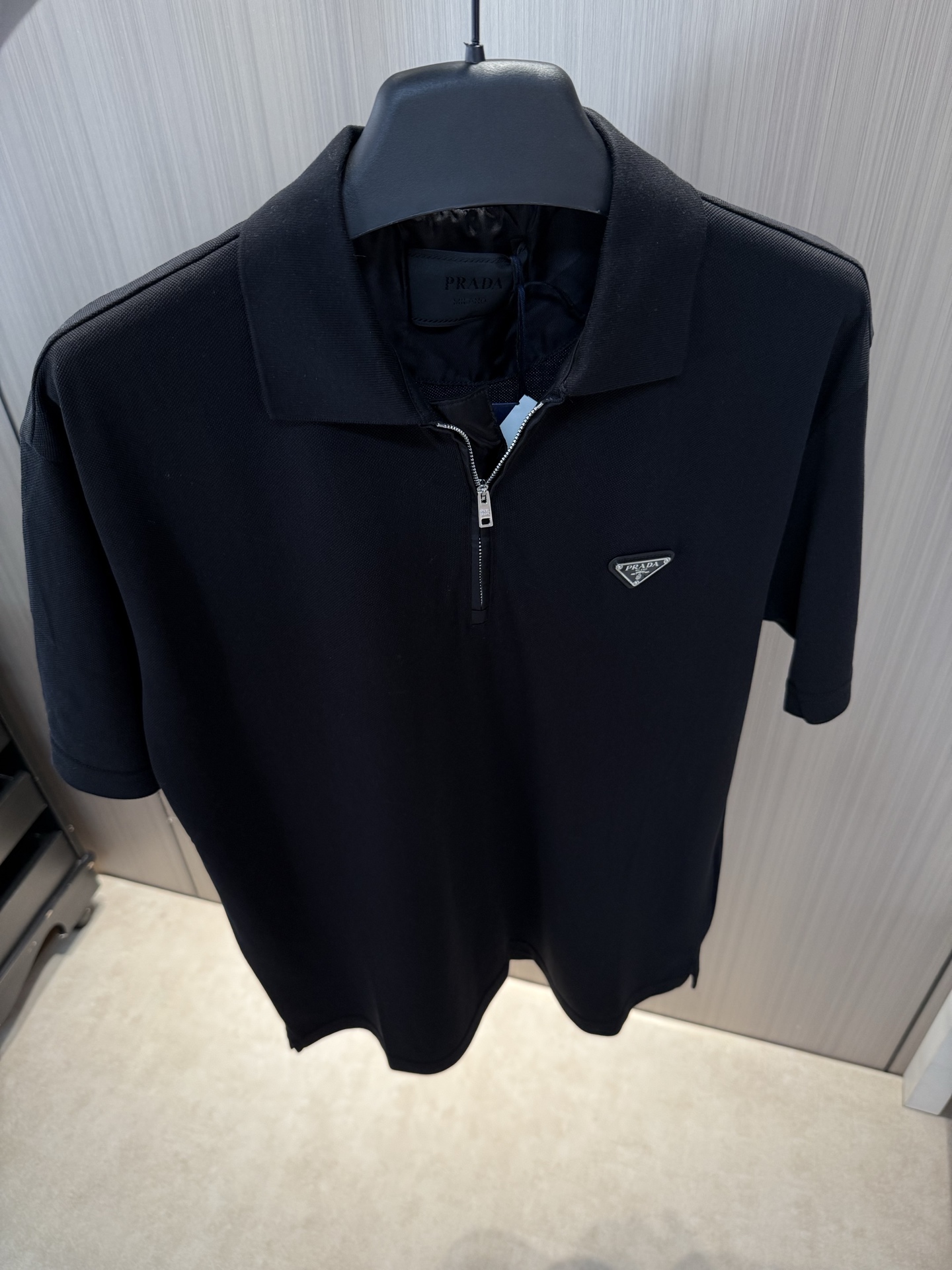 프라다 Prada 반팔 티셔츠