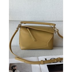 로에베 Loewe 3000B mini puzzle Bag 18cm