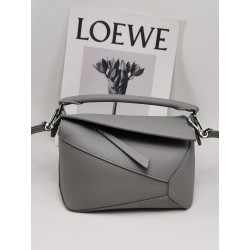 로에베 Loewe 3000B mini puzzle Bag 18cm