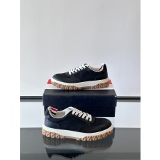 톰브라운 Thom Browne 스니커즈