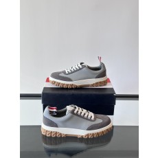 톰브라운 Thom Browne 스니커즈