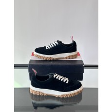 톰브라운 Thom Browne 스니커즈