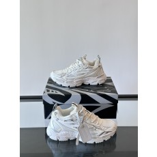 오프화이트 (Off-White) 스니커즈
