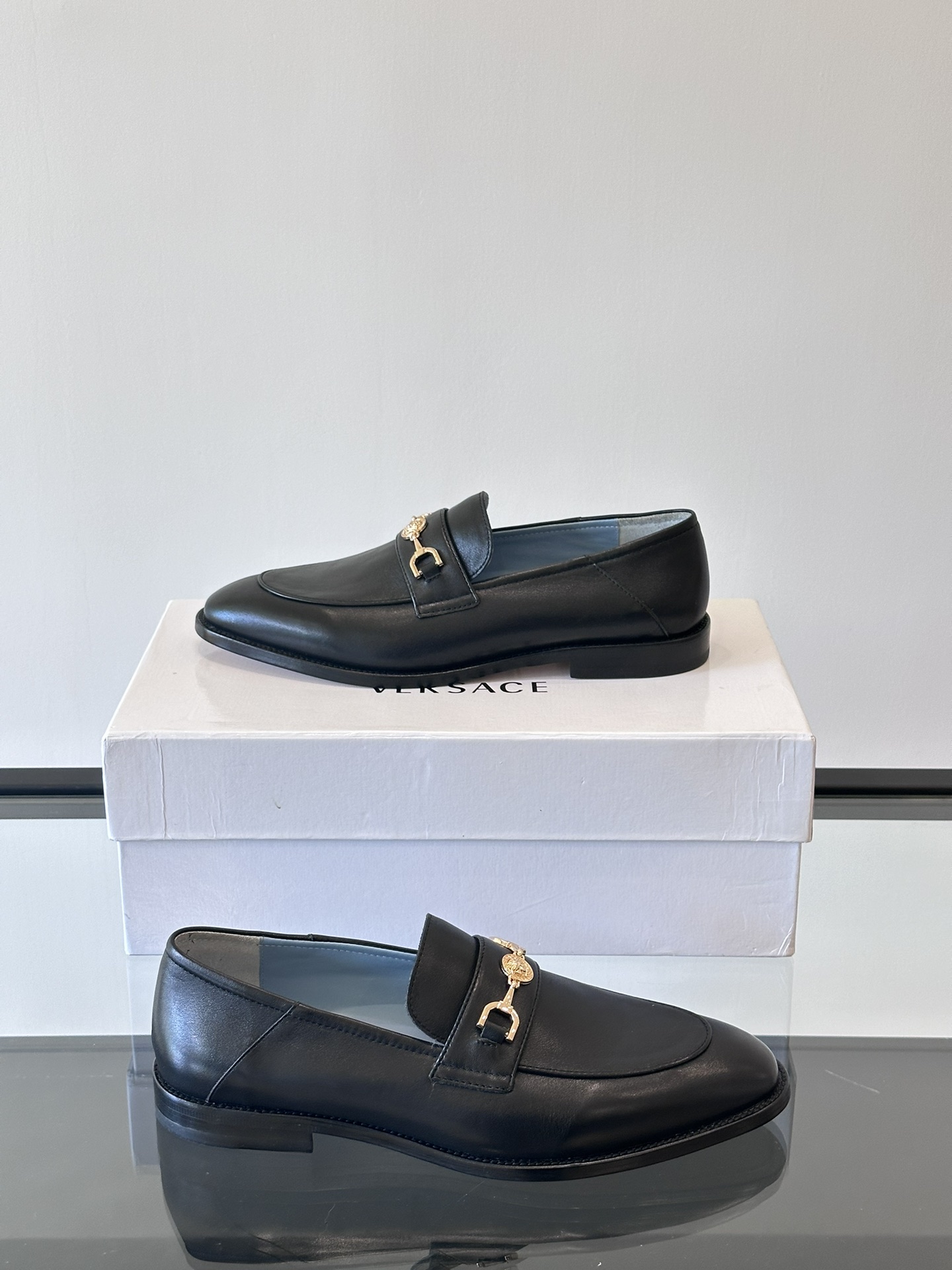 베르사체 Versace 모카신