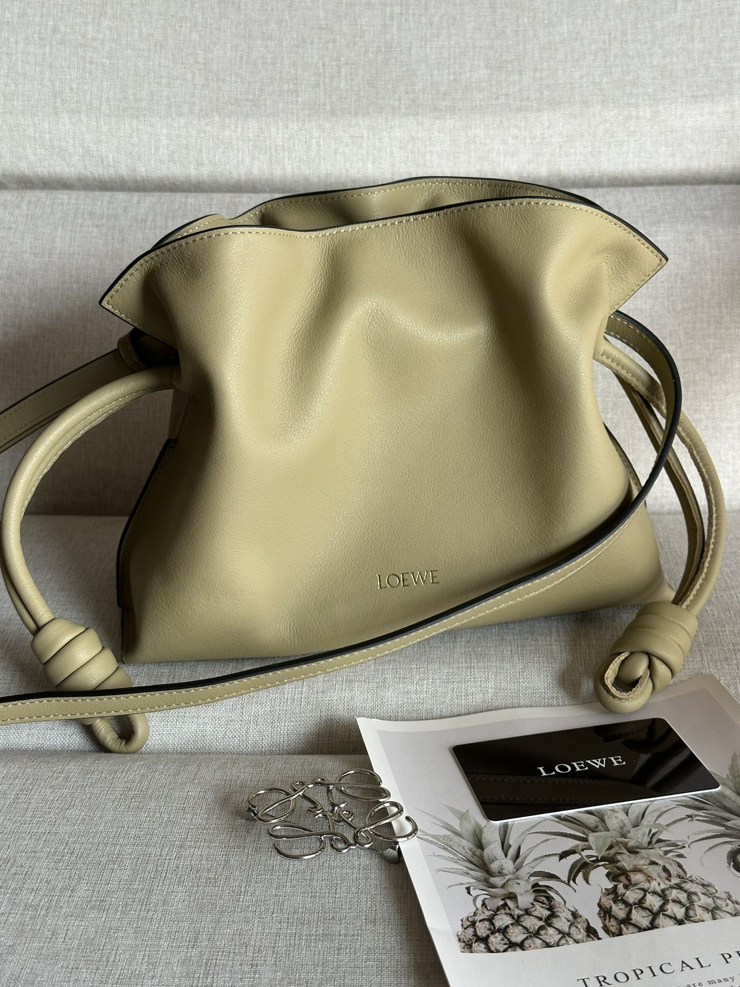 로에베 Loewe Flamenco 11050S 클러치 23.9cm