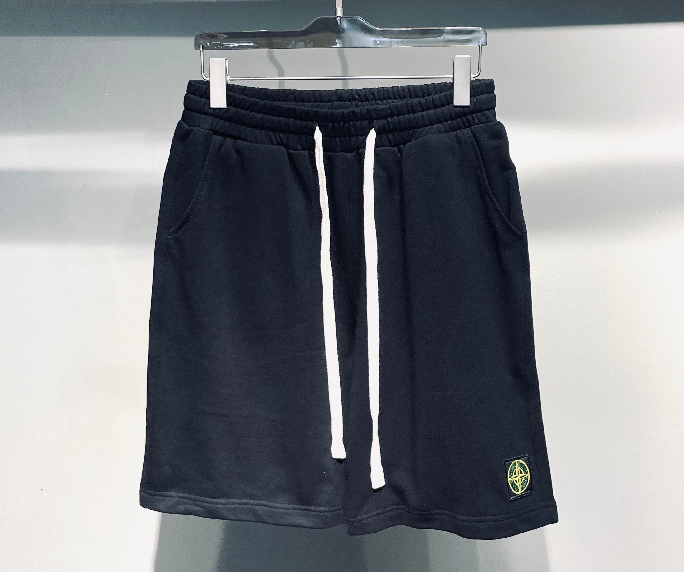 스톤아일랜드 Stone Island 반바지