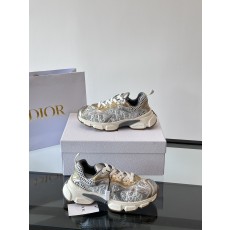 디올 Dior 스니커즈