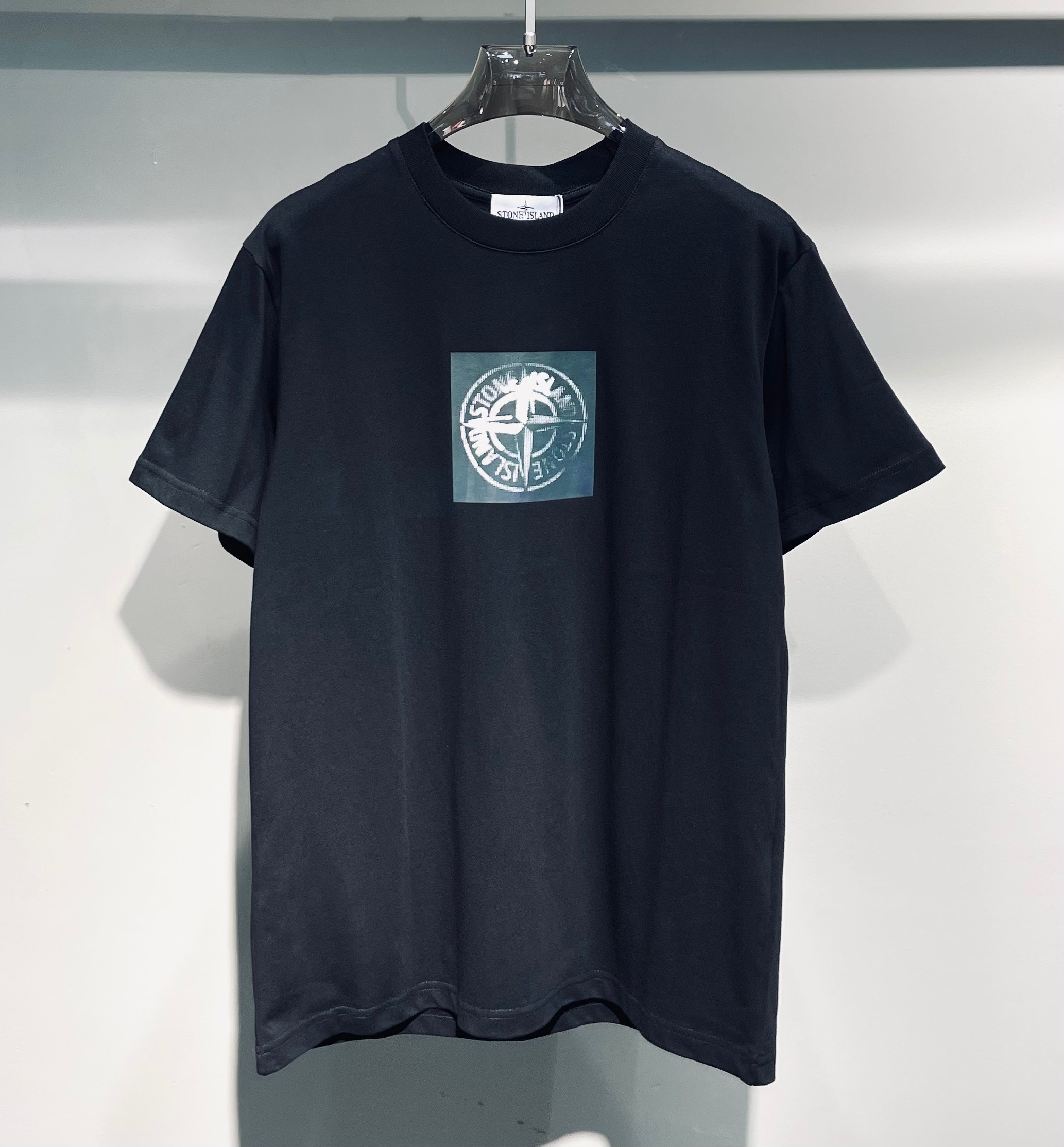 스톤아일랜드 Stone Island 반팔 티셔츠