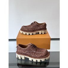 루이비통 LV Checker 스니커즈
