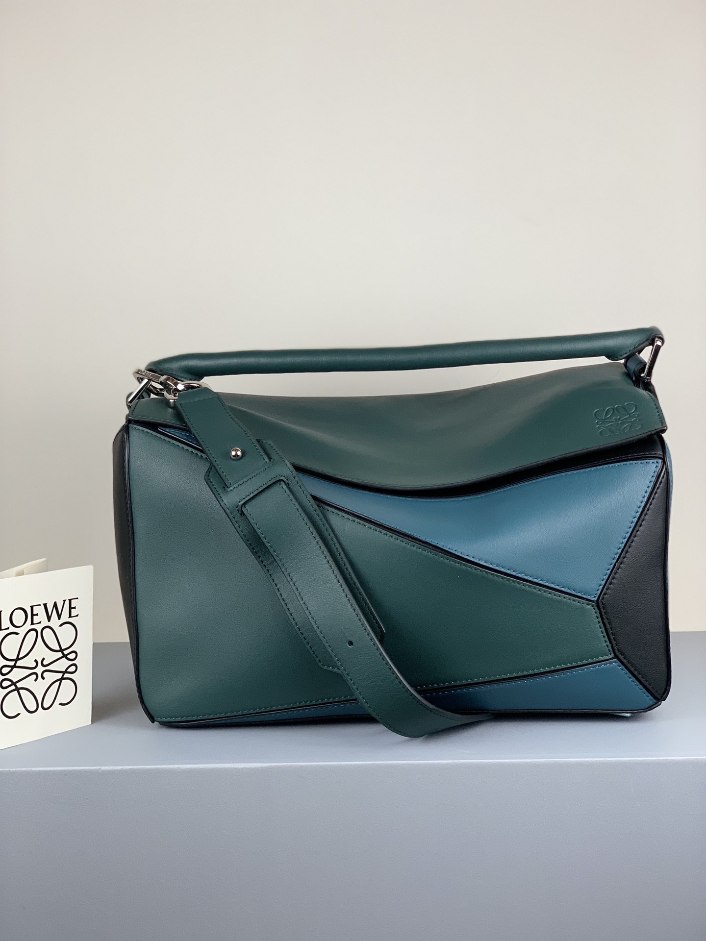 로에베 Loewe 3003 Puzzle Bag 35cm