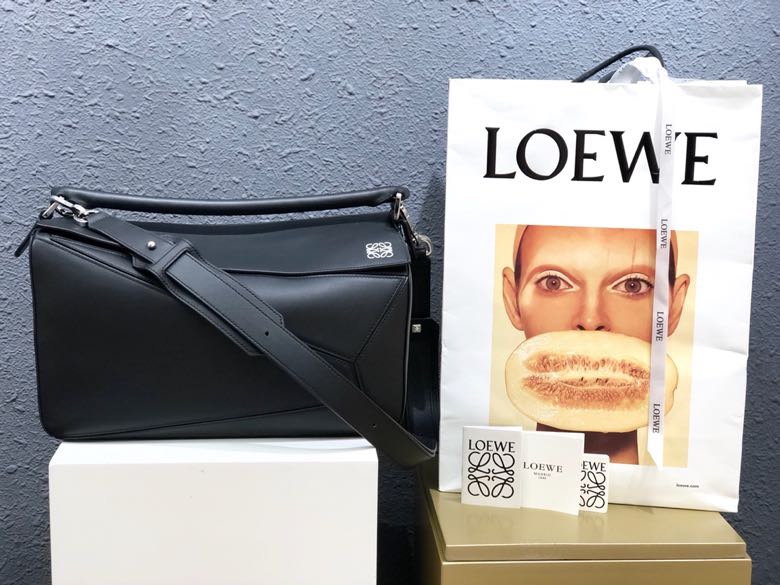 로에베 Loewe 3003 Puzzle Bag 35cm