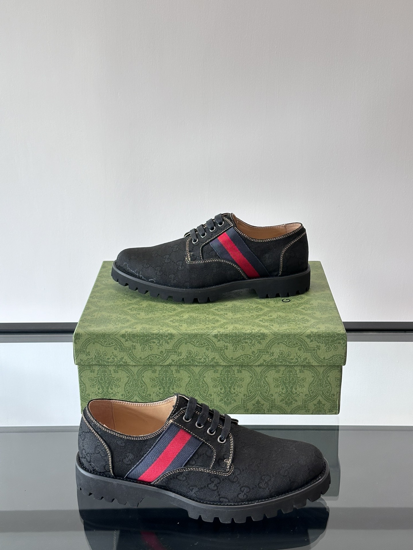 구찌 Gucci 스니커즈