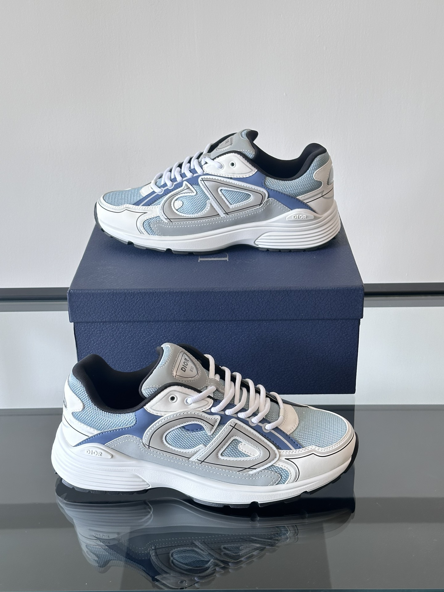 디올 Dior 스니커즈