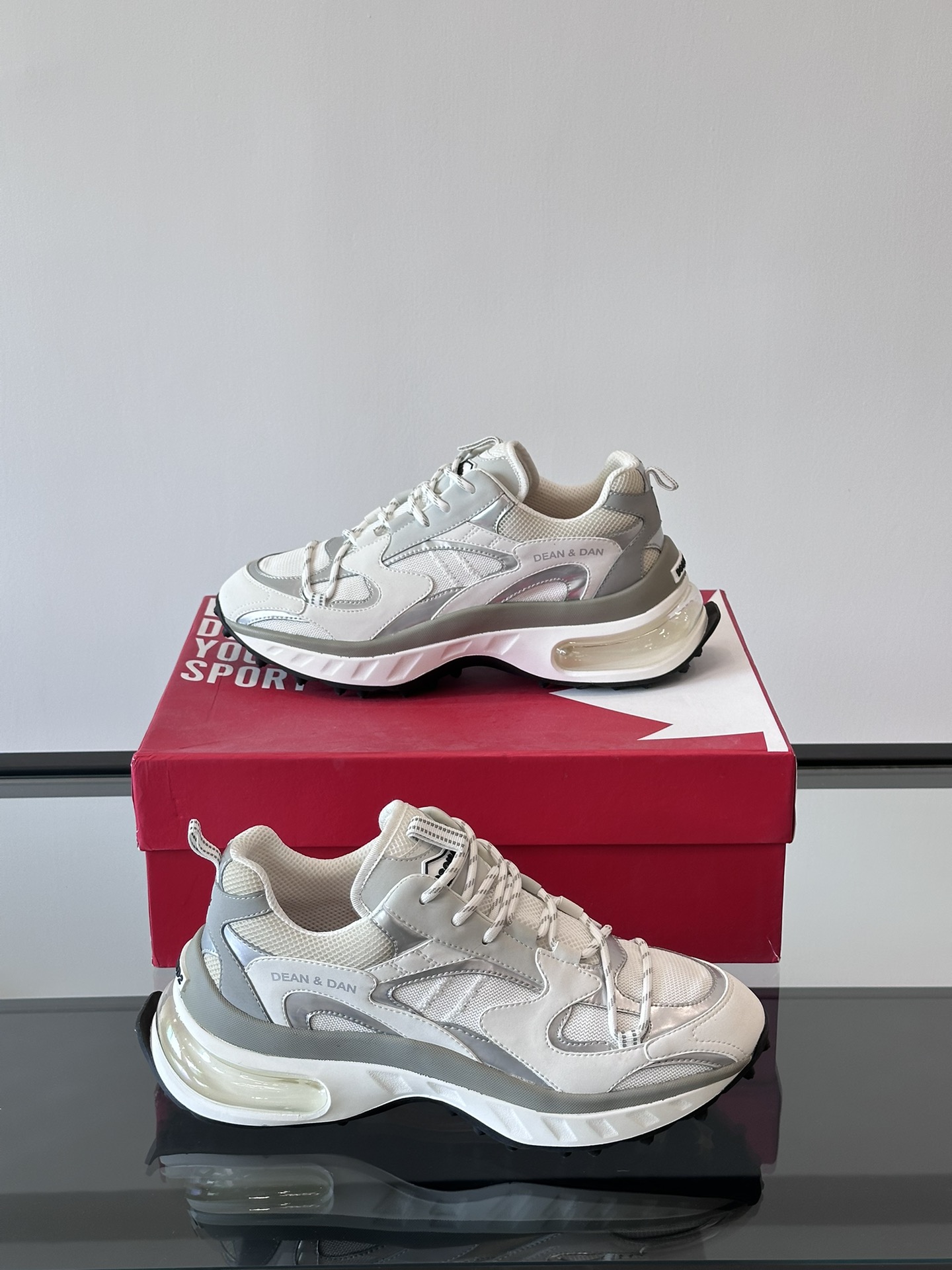 DSQUARED2 스니커즈