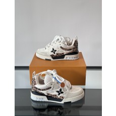 루이비통 LV TRAINER 스니커즈
