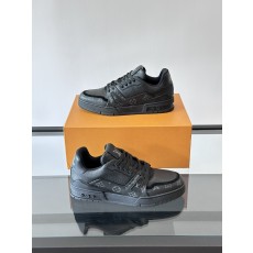 루이비통 LV TRAINER 스니커즈