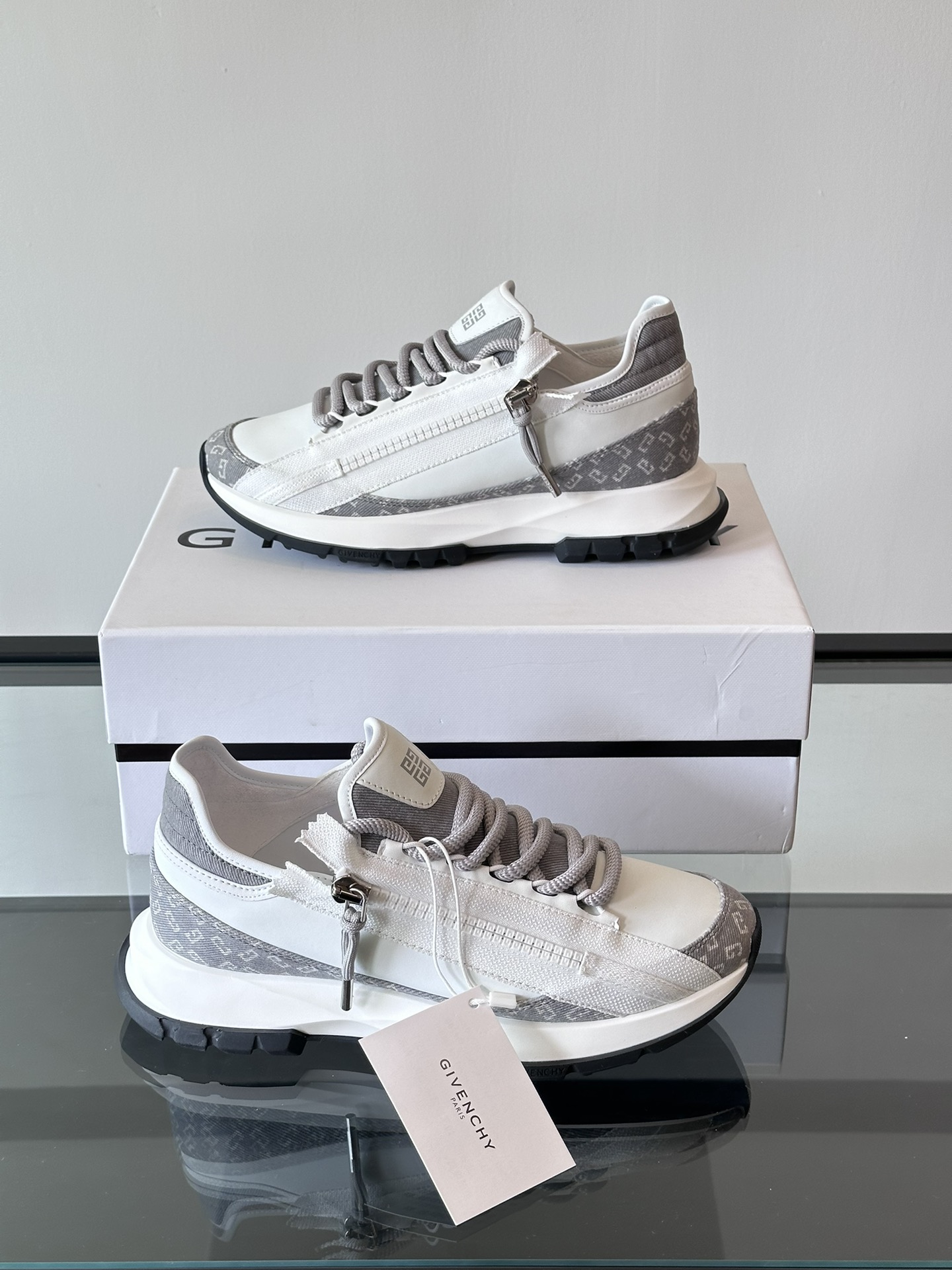 지방시 Givenchy 스니커즈