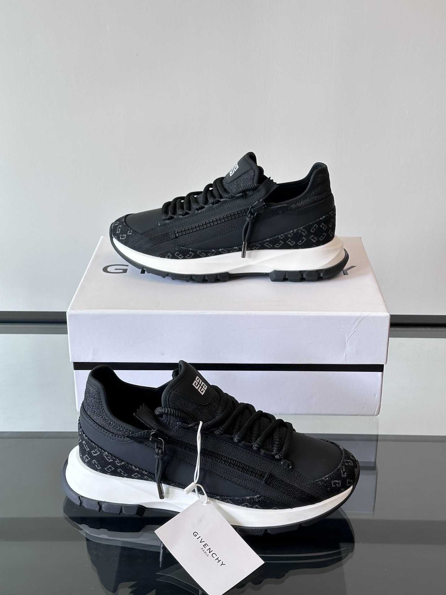 지방시 Givenchy 스니커즈
