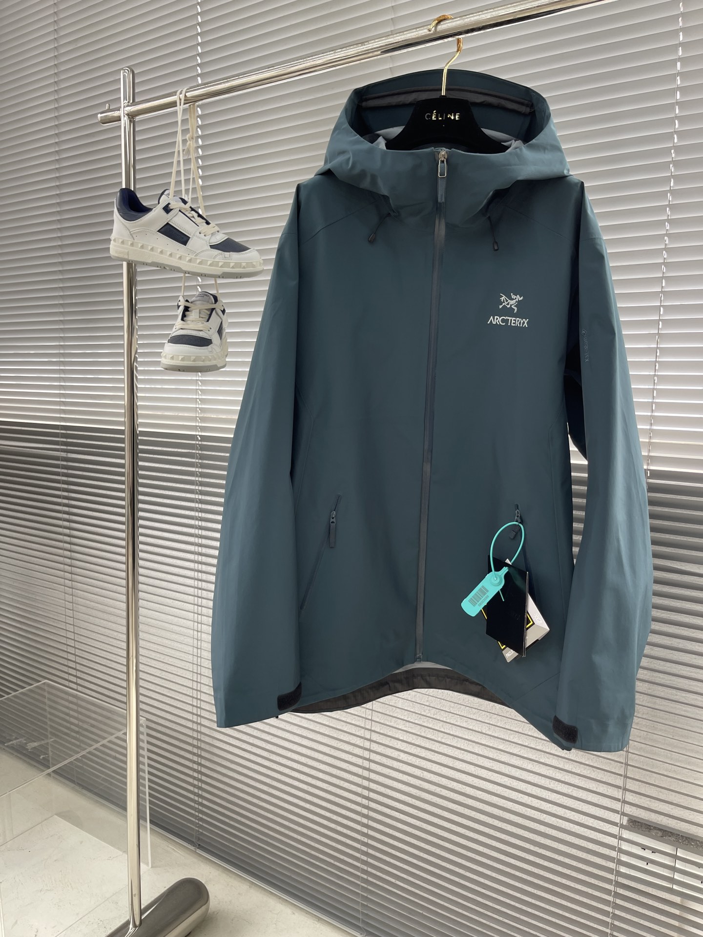 아크테릭스 ARC'TERYX 재킷