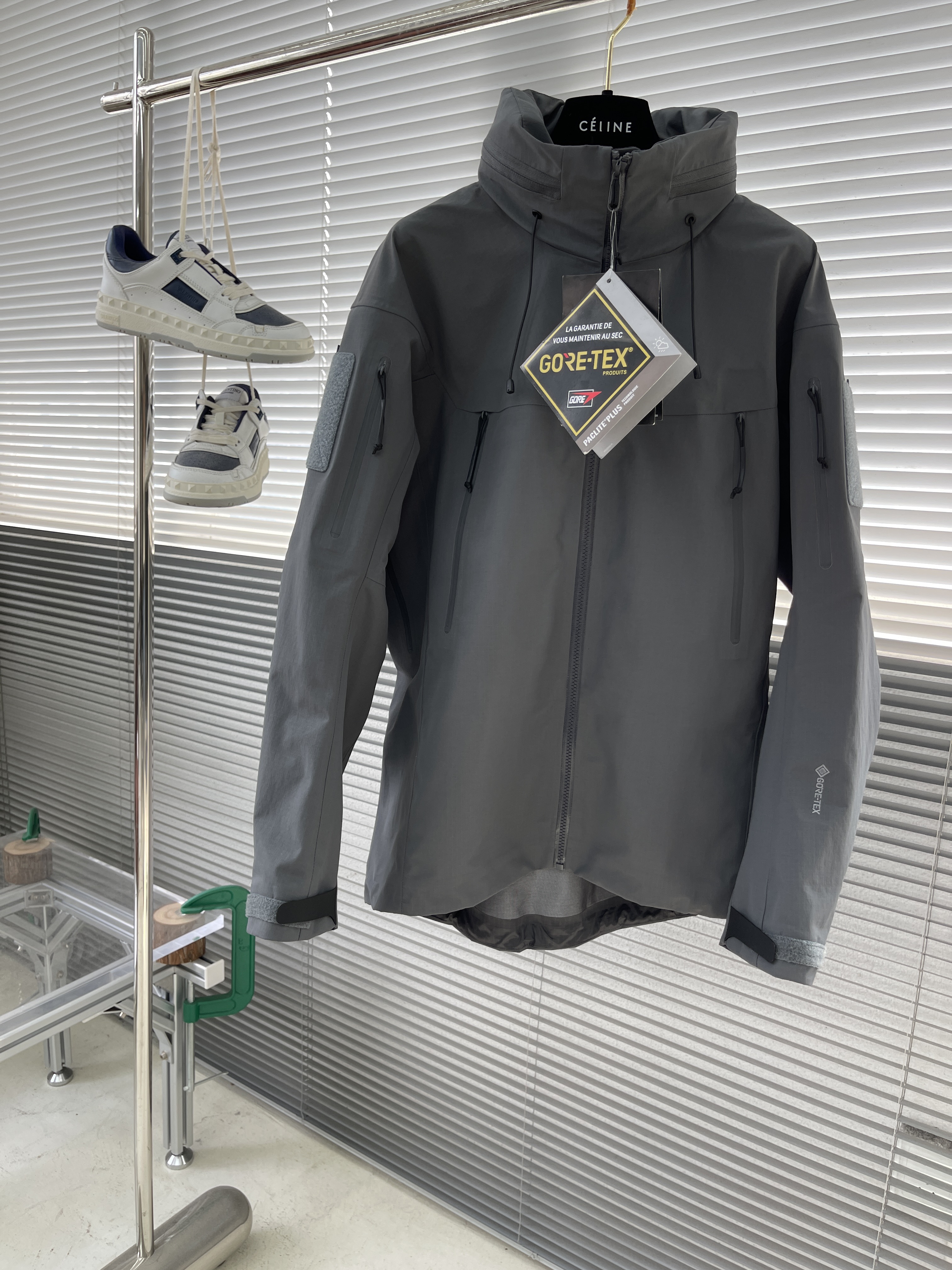 아크테릭스 ARC'TERYX 재킷