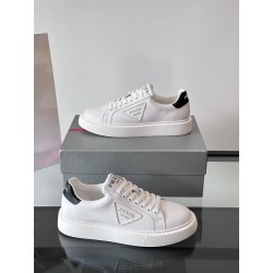 프라다 Prada 스니커즈