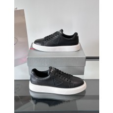 프라다 Prada 스니커즈