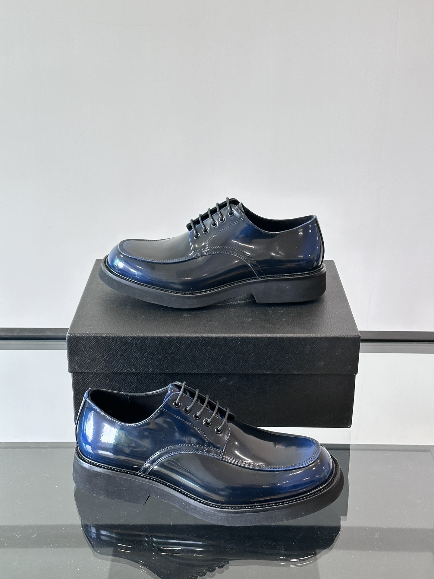 프라다 Prada 로퍼