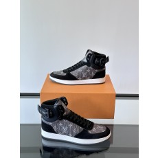 루이비통 Louis Vuitton 스니커즈