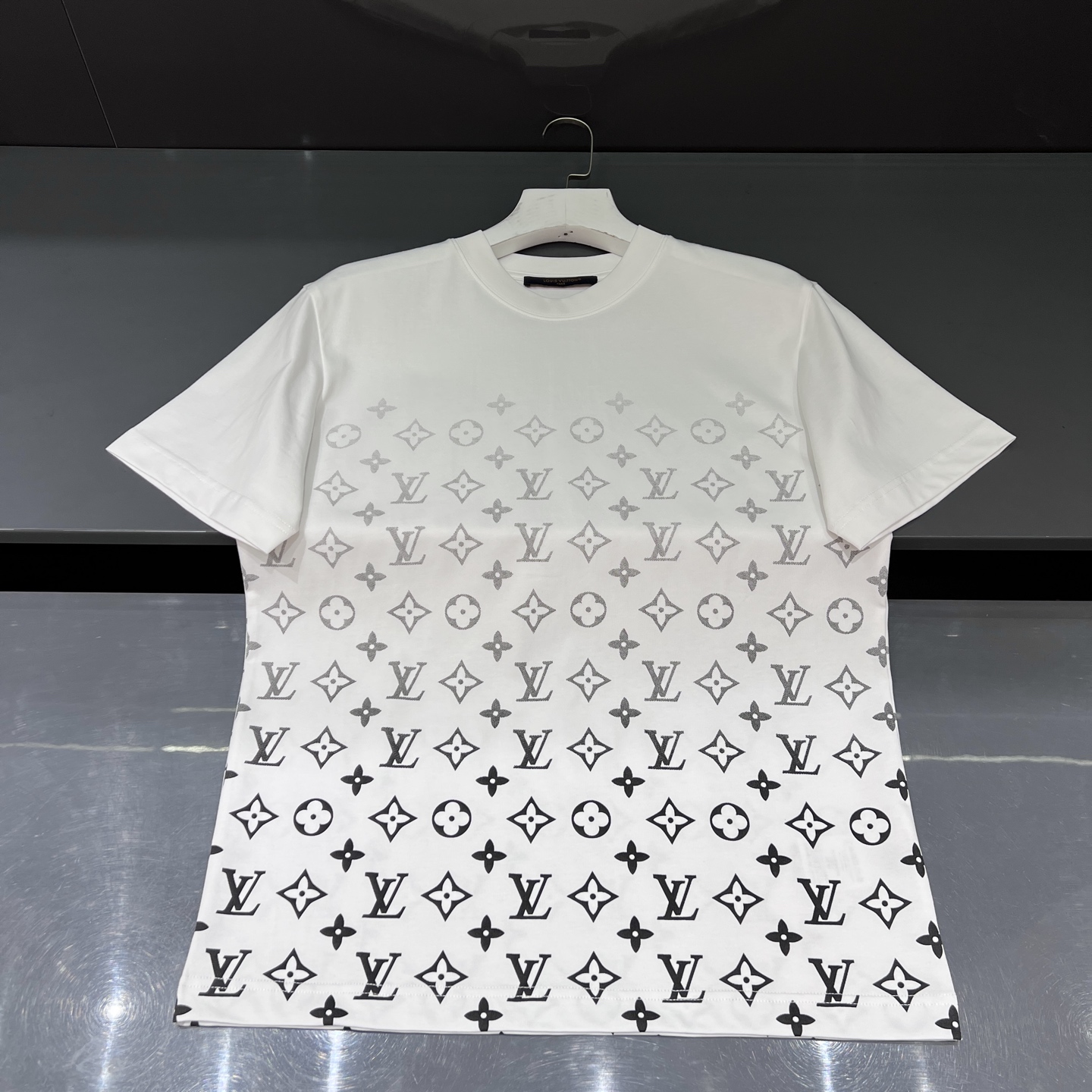 루이비통 Louis Vuitton 반팔 티셔츠