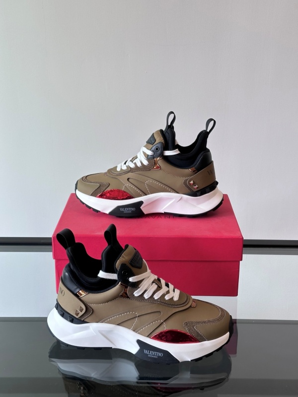 발렌티노 Valentino 스니커즈