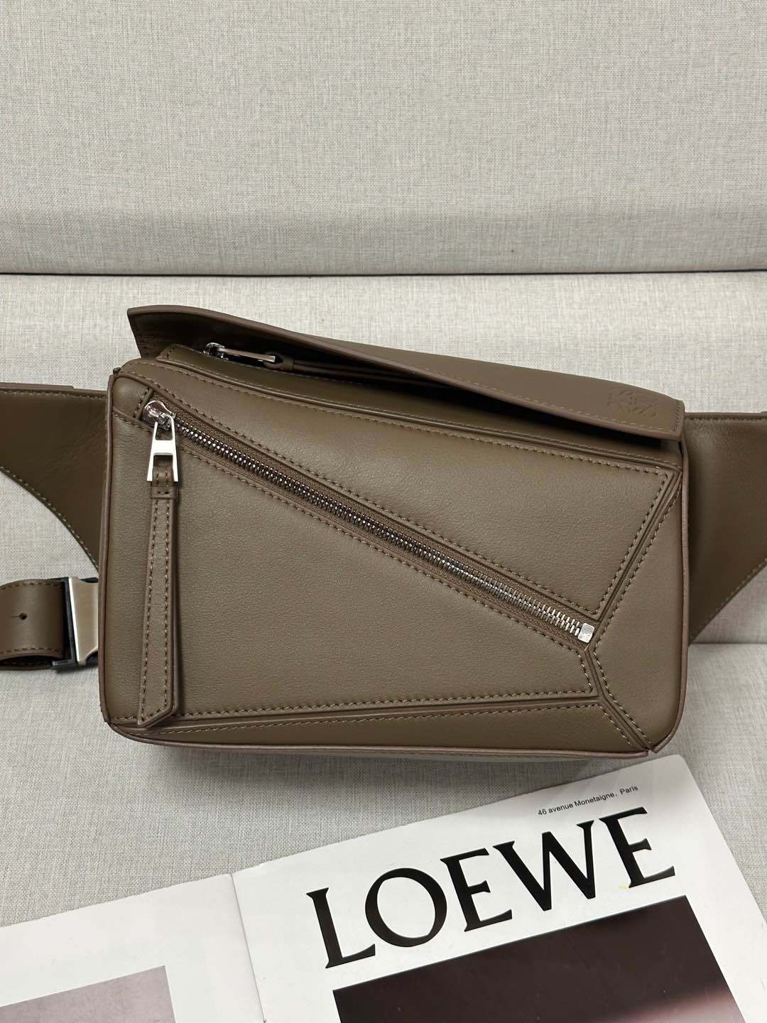로에베 Loewe 6001 Puzzle 벨트 백 24cm