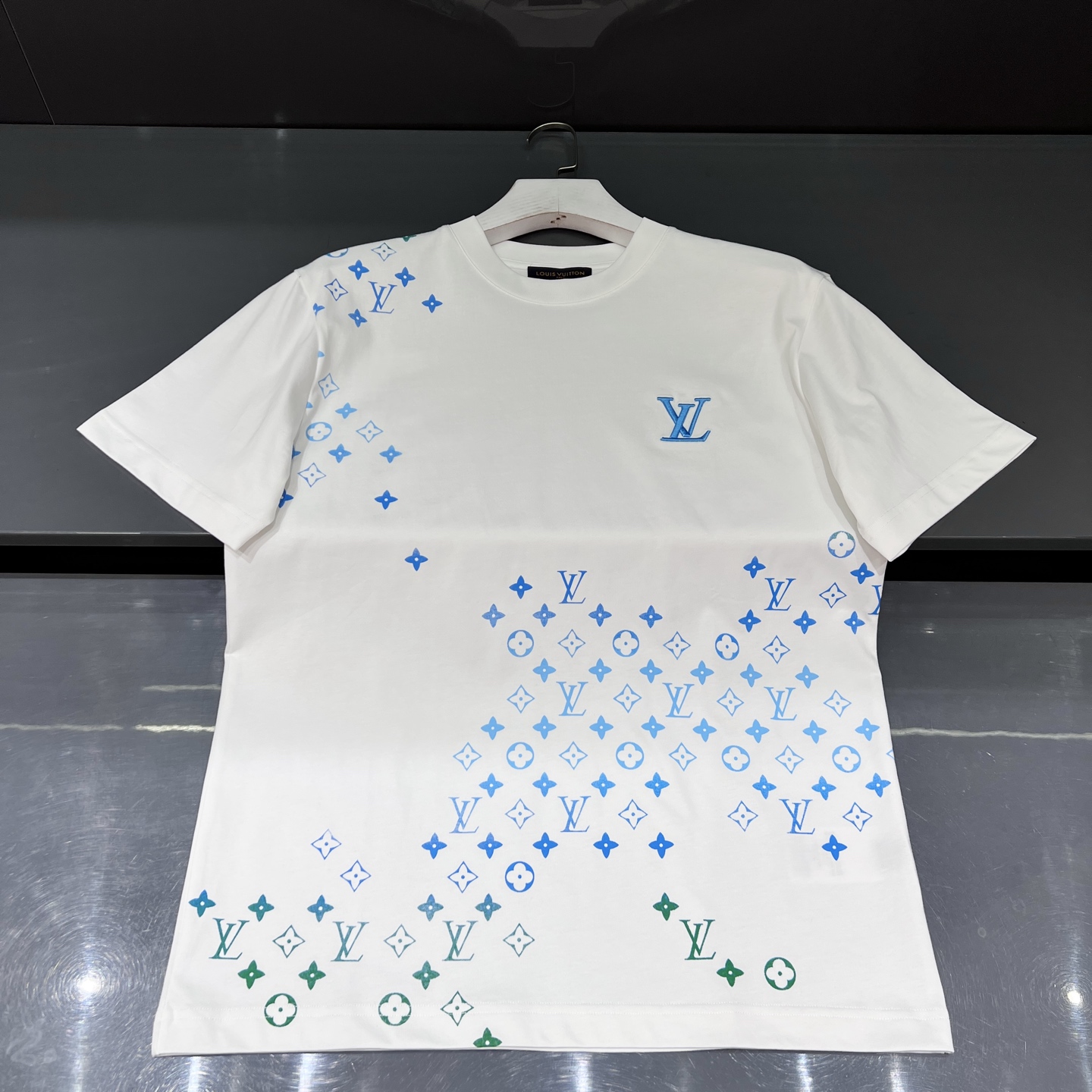 루이비통 Louis Vuitton 반팔 티셔츠