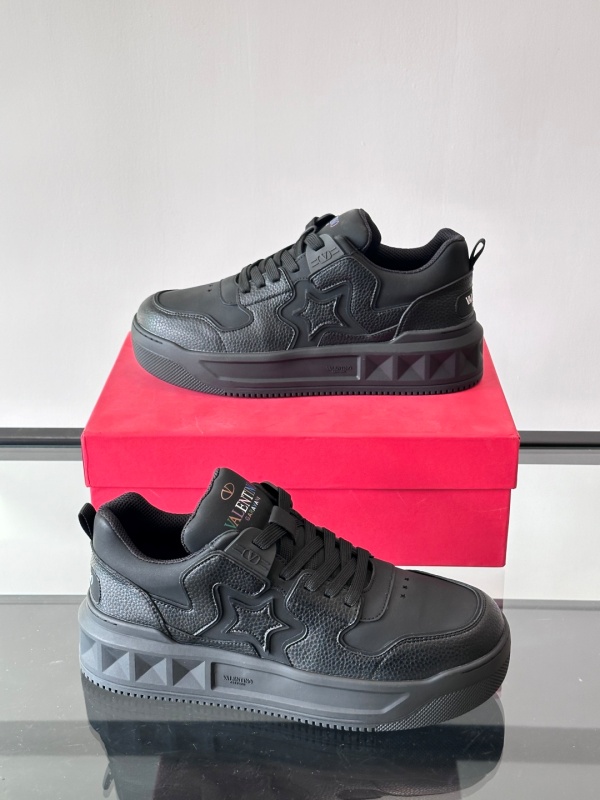 발렌티노 Valentino 스니커즈