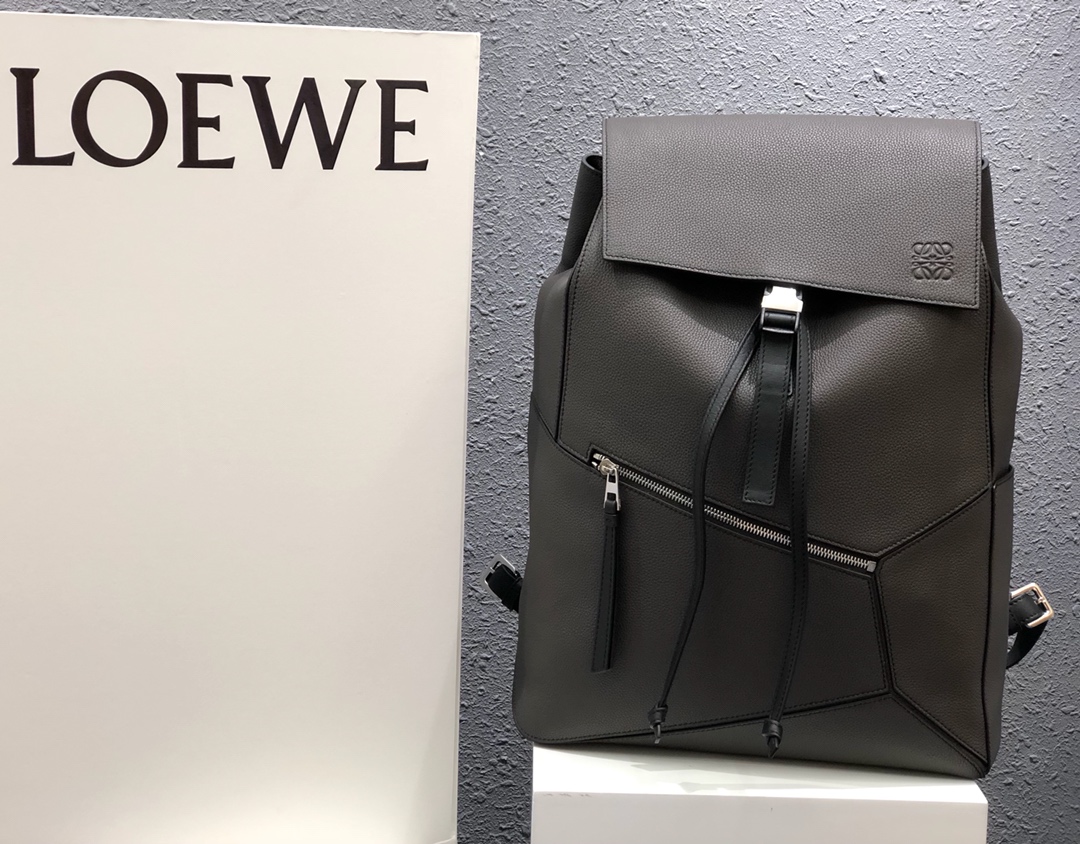 로에베 Loewe 324 Puzzle Backpack 44.5cm