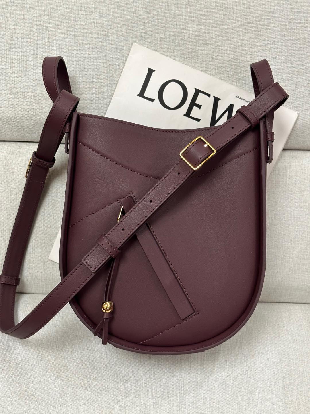 로에베 Loewe 1203 Hammock bag 21cm