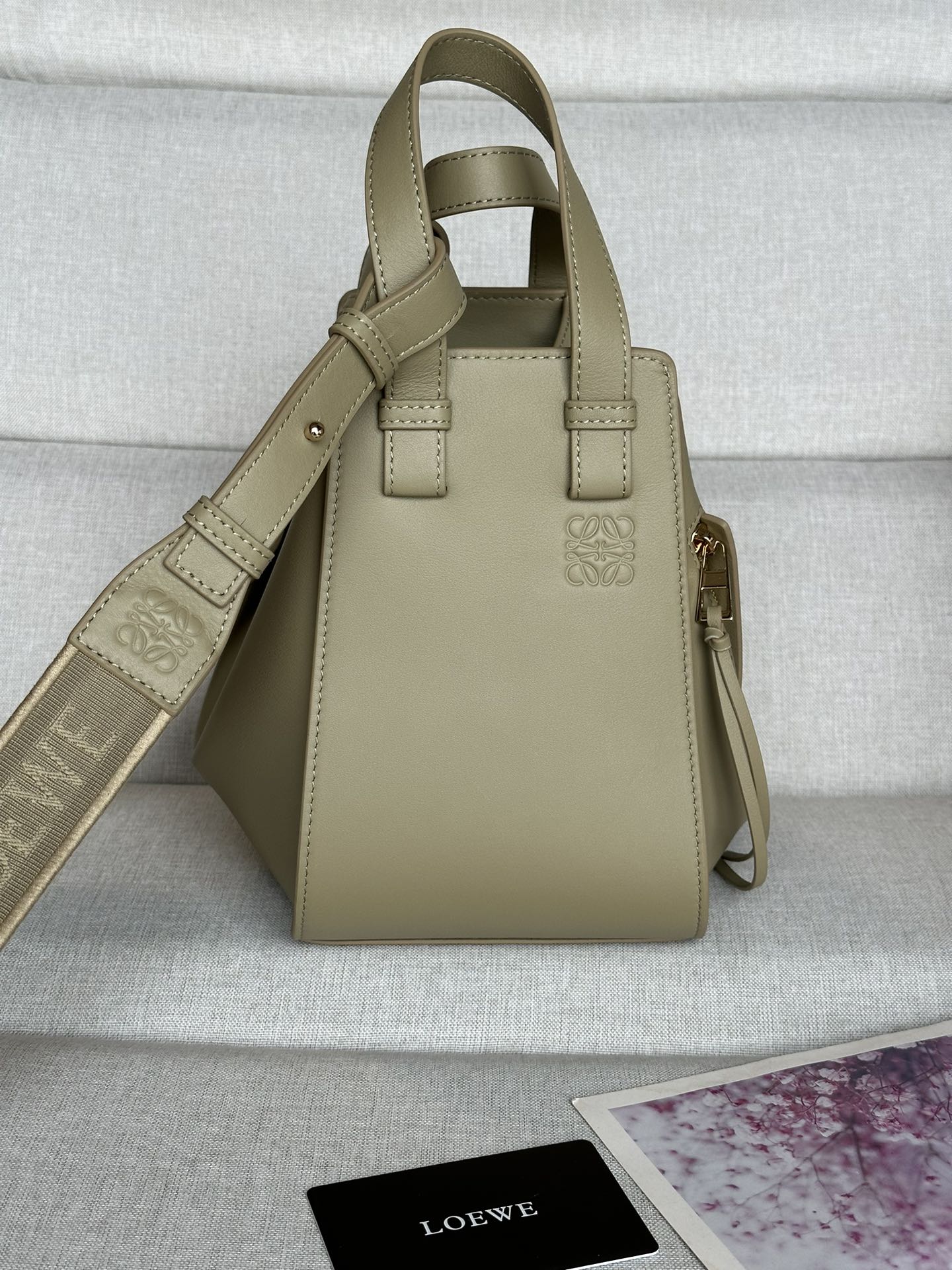 로에베 Loewe 7702 Hammock bag 19.5cm