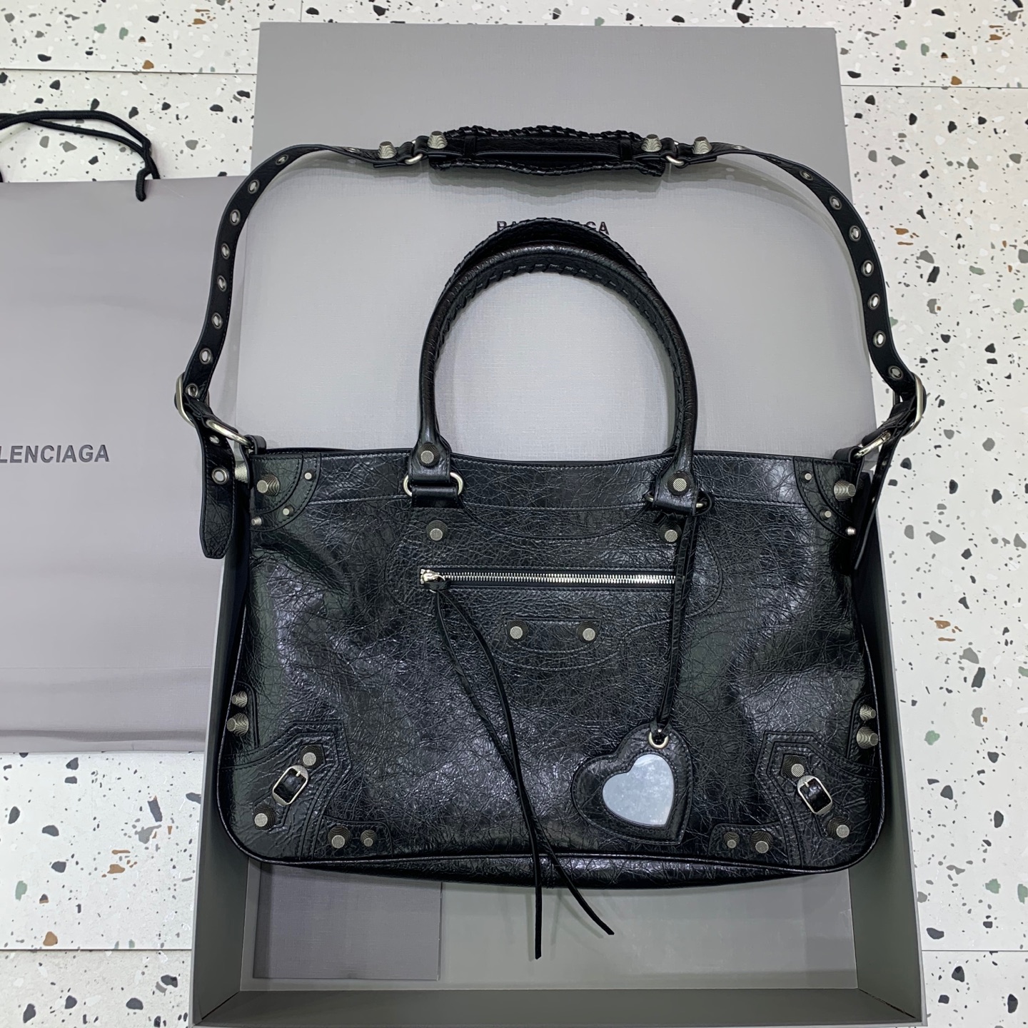 발렌시아가 Balenciaga 761601 neo cagole xl plus 46.5cm