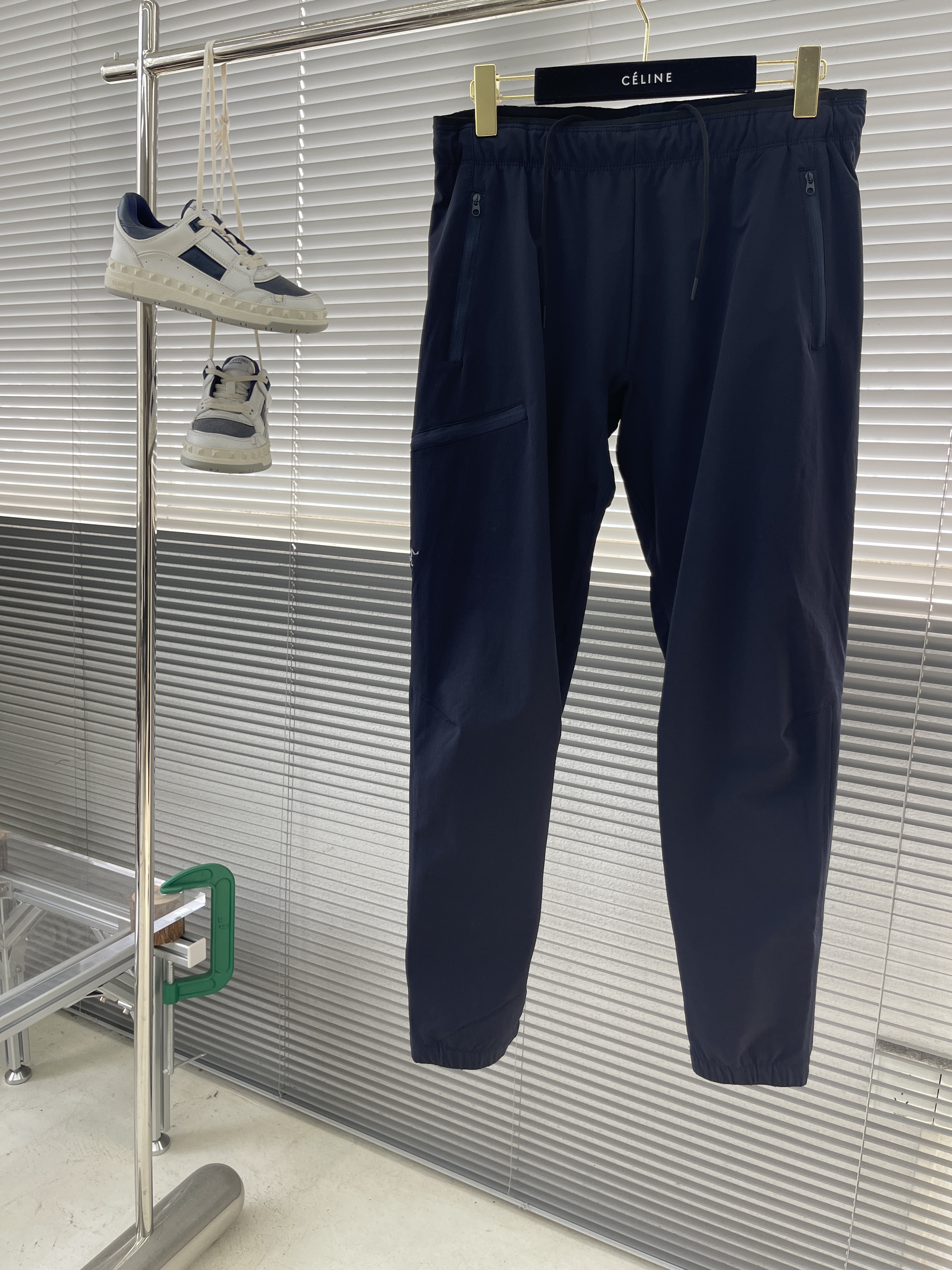 아크테릭스 ARC'TERYX 바지