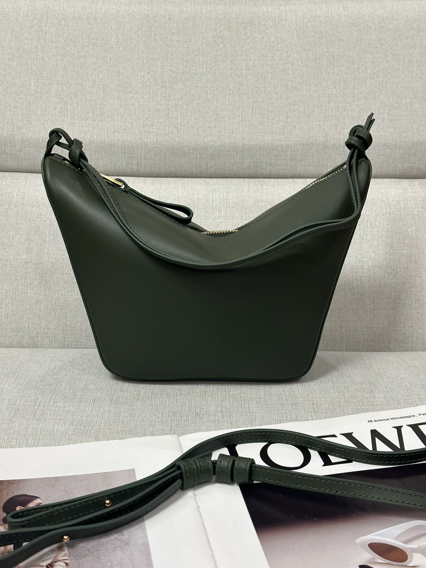 로에베 Loewe C923 Hammock hobo 28cm