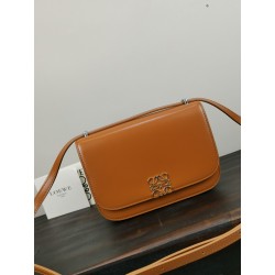 로에베 Loewe 5609 Small Goya anagram Bag 19cm